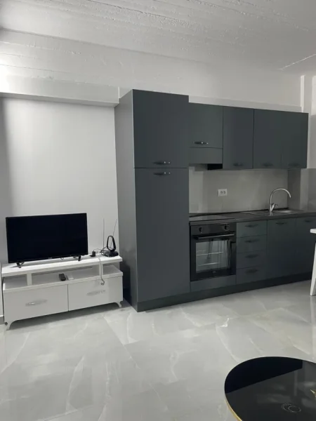 Tirane, jepet me qera apartament 1+1 Kati 1, 65 m² 400 € (Astir)