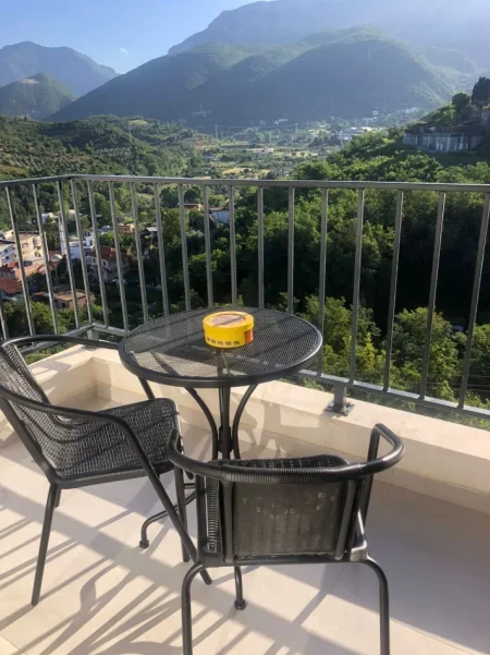 Tirane, shitet 1+1 Kati 5, 65 m² 105.000 € 