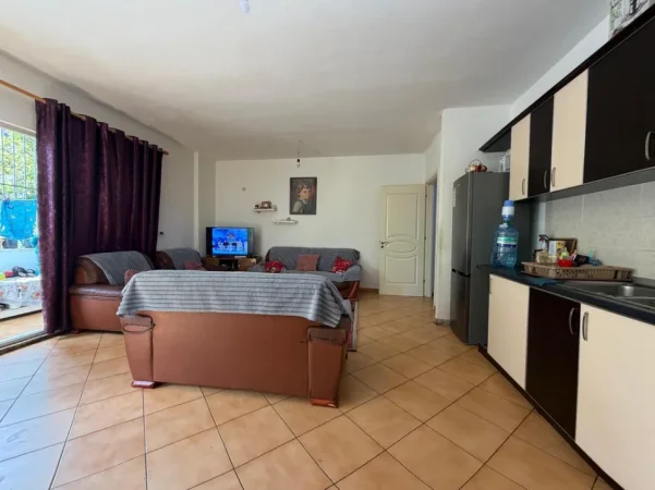 Tirane, shitet apartament 3+1 Kati 1, 110 m² 130.000 €