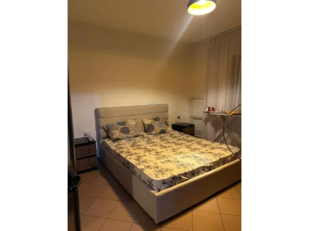 Tirane, shitet apartament 1+1+Ballkon Kati 2, 54 m² 82.000 € (YZBERISHT)