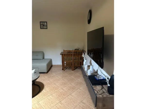 Tirane, shitet apartament 1+1+Ballkon Kati 2, 54 m² 82.000 € (YZBERISHT)