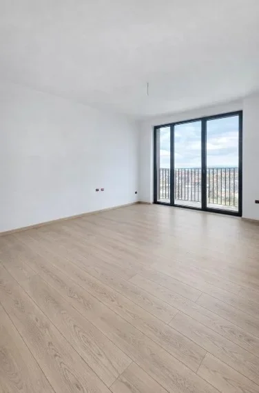 Tirane, shitet apartament 1+1 , 76 m² 120.000 € 