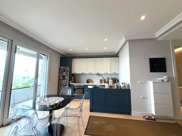 Durres, shitet apartament 3+1 , 133 m² (Gjiri Lalzit)