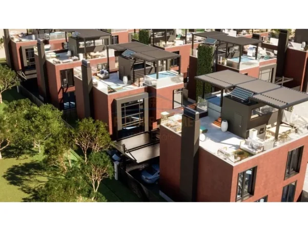 Tirane, shitet Vile 2 Katshe , 313 m² 630.000 € (FARKE E VOGEL)