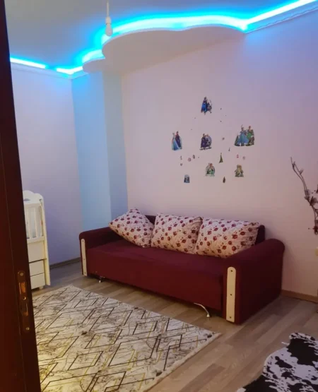 Tirane, jepet me qera apartament 2+1 Kati 4, 90 m² 450 € (Misto Mame)