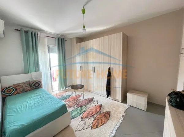 Tirane, shitet apartament 2+1+Ballkon Kati 8, 112 m² 170.000 € (Unaza e Re)