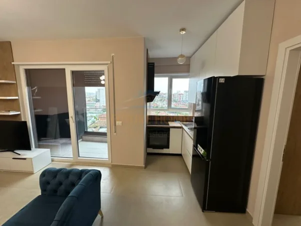 Tirane, jepet me qera apartament 1+1+Ballkon Kati 5, 64 m² 600 € (Rruga Jordan Misja)