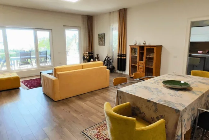 Tirane, shitet Vile 3 Katshe Kati 0, 550 m² 595.999 € (Farke)