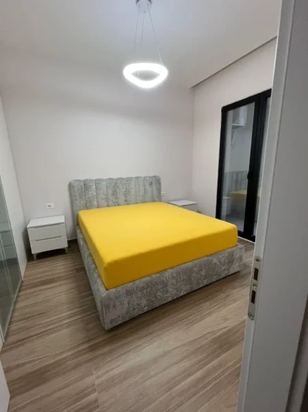 Tirane, jap me qera apartament 1+1+Ballkon Kati 7, 70 m² 750 € (Spring Residence)Zona 21 Dhjetori