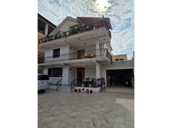 Tirane, shitet apartament 3 Katshe , 279 m² 800.000 € (Bulevardi i Ri)