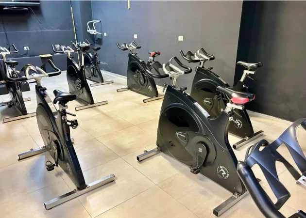 🔥TIRANE---SHITEN PAISJE TE NJE PALESTRE SHUME CILESORE AMERIKANE PER TE GJITHA LLOJET E SPORTEVE.  50.000 €