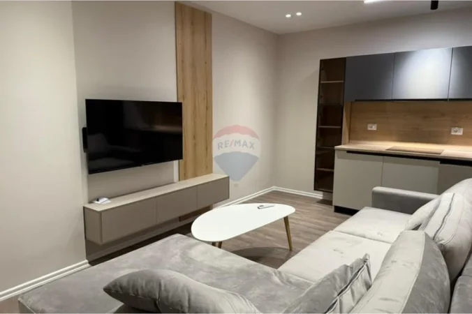 Tirane, shitet apartament 1+1+Ballkon , 74 m² 185.000 € (Komuna e Parisit)