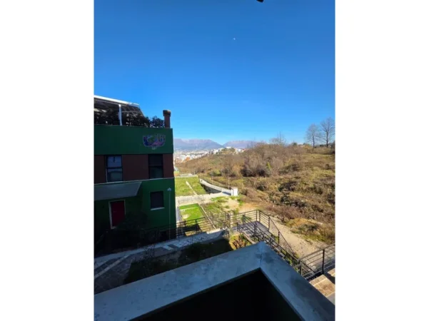 Tirane, shitet apartament duplex Dublex , 260,57 m² 480.000 € (Kodra e Diellit)