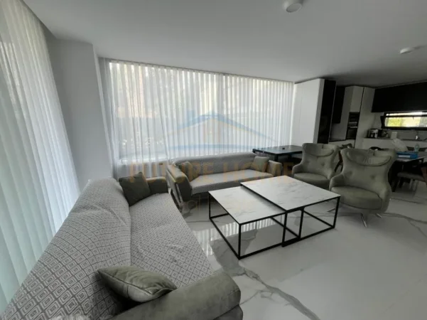 Gjiri Lalezit | Hamallaj, shitet Vile 2 Katshe , 178 m² 850.000 € ("San Pietro Residence")