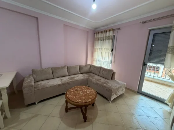 Tirane, jap me qera apartament 1+1+Ballkon Kati 6, 65 m² 450 € (rruga stavri themeli)