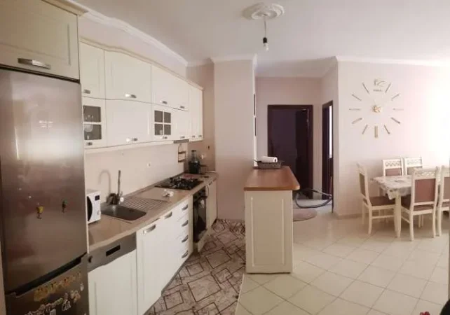 Tirane, jepet me qera apartament 2+1+Aneks+Ballkon Kati 3, 97 m² 470 € (Rruga Besim Alla)