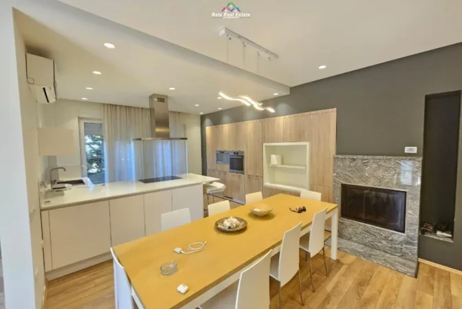 Tirane, jepet me qera apartament 4+1 Kati 3, 460 m² 3.000 € (Teg)