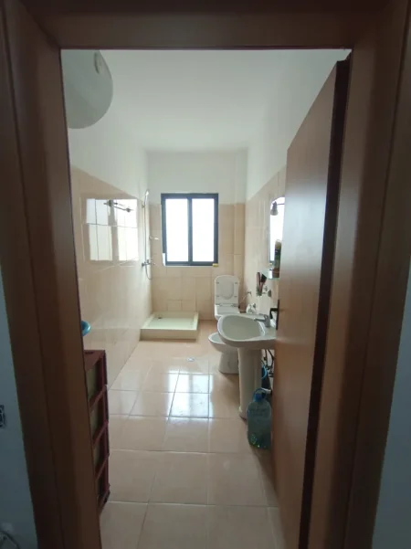 Durres, shitet apartament 1+1+Ballkon Kati 6, 64 m² 55.000 € (Golem)