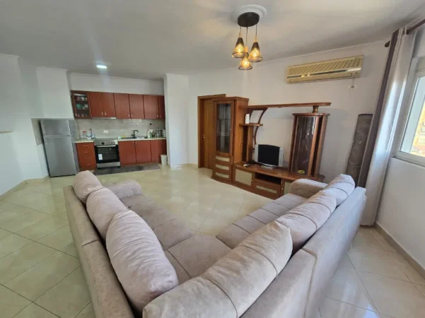 🏠 Me Qera: Apt. 2+1 & 2 Bllk (📍Qendër - Rr.Barrikadave.)🔥 Super zonë || 100% e re ✨️ 65.000 Lekë / Muaji 💶