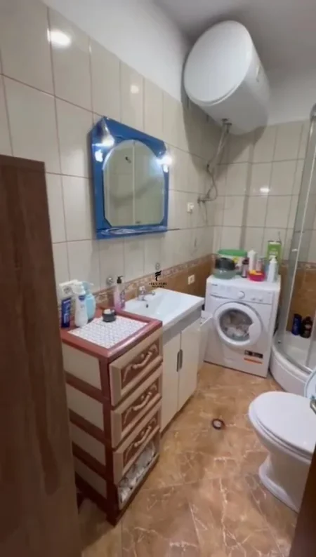 Tirane, shitet apartament 1+1 Kati 5, 54 m² 99.000 € (ASTIR)