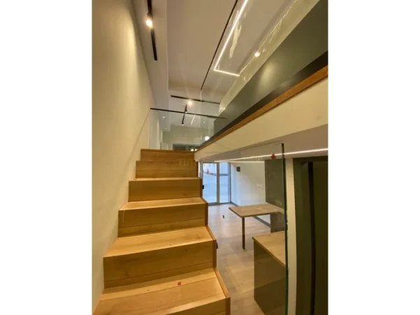 Tirane, shitet apartament Kati 1, 35 m² 59.000 € (brryl)