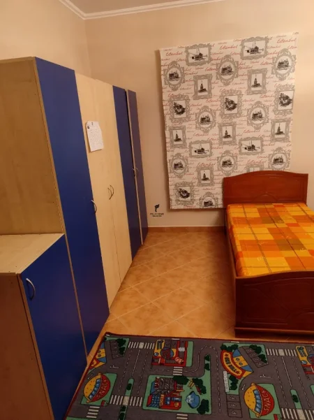 Tirane, jepet me qera apartament 3+1 Kati 2, 220 m² 700 € (KODRA E PRIFTIT)