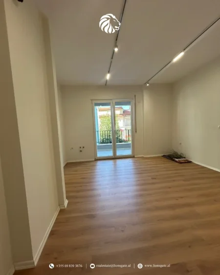 Tirane, jap me qera apartament 1+1 , 135 m² 1.350 € 