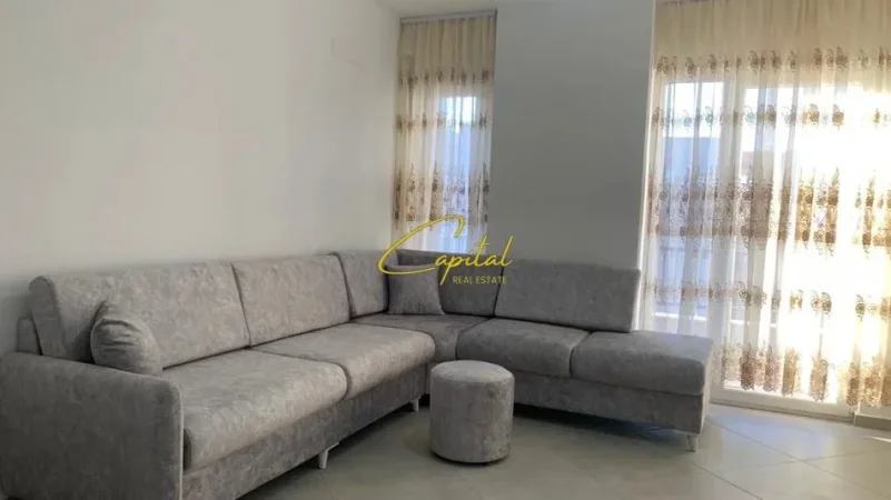 Tirane, jepet me qera apartament 1+1 Kati 7, 80 m² 450 € (ASTIR)