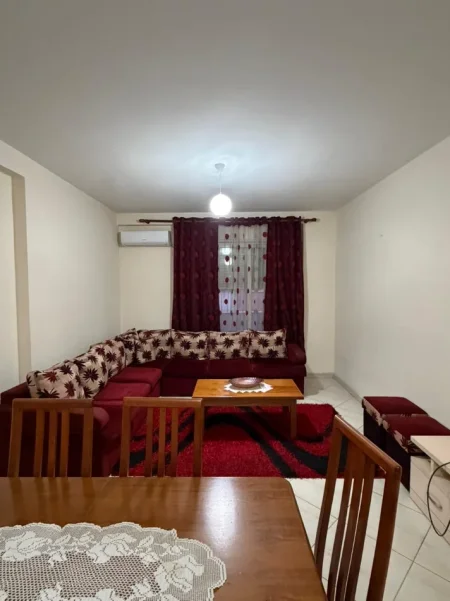 Tirane, jepet me qera apartament 2+1 Kati 2, 100 m² 500 € (Rruga Aleksandri i madh)