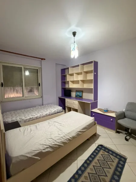 Tirane, jepet me qera apartament 2+1 Kati 2, 100 m² 500 € (Rruga Aleksandri i madh)