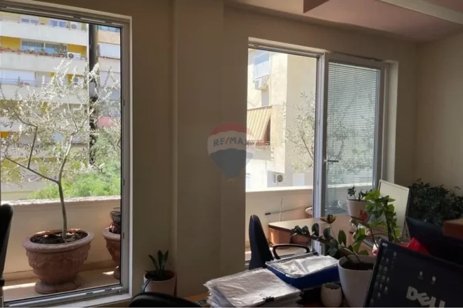 Tirane, jepet me qera , 120 m² 1.500 € (shallvaret)