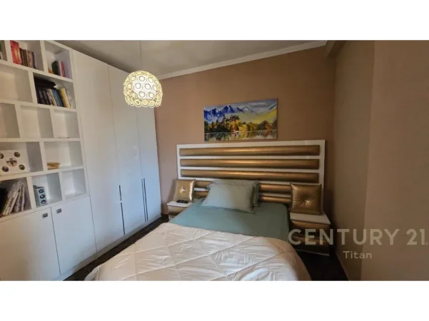 Tirane, shitet apartament 2+1 Kati 8, 87 m² 135.000 € 