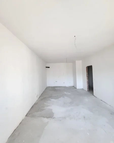 Tirane, shitet apartament 1+1 Kati 3, 70 m² 170.000 € (Rruga e Kavajes)