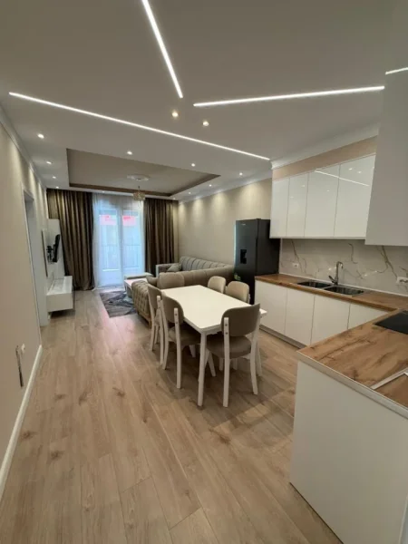 Tirane, jepet me qera apartament 2+1 Kati 3, 1.008 m² 500 € (Paskuqan)