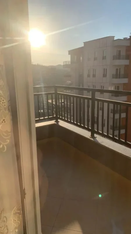 Tirane, jepet me qera apartament 1+1 Kati 7, 80 m² 450 € (Astir)