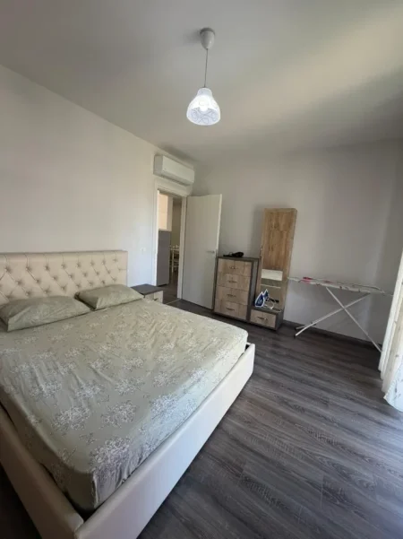 Tirane, jepet me qera apartament 2+1 Kati 3, 104 m² 750 € (Don Bosko)