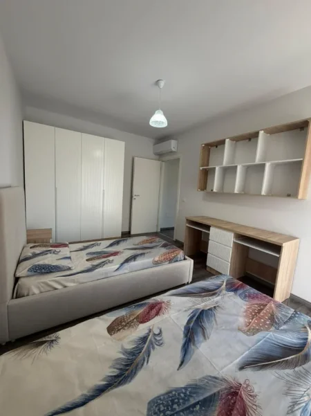 Tirane, jepet me qera apartament 2+1 Kati 3, 104 m² 750 € (Don Bosko)