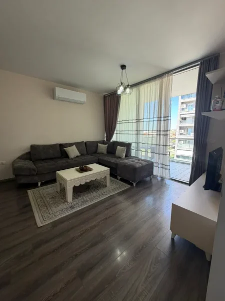 Tirane, jepet me qera apartament 2+1 Kati 3, 104 m² 750 € (Don Bosko)