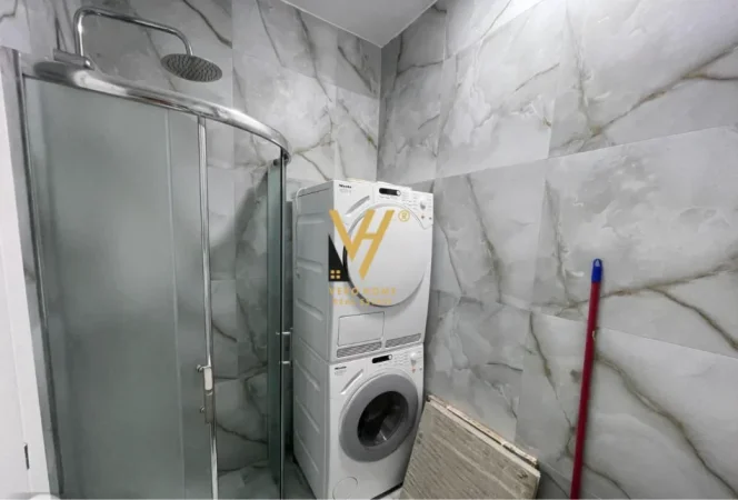 Tirane, jepet me qera apartament 2+1+Ballkon Kati 5, 62 m² 650 € (ISH TREGU ELEKTIRK)