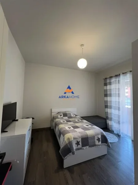 Tirane, shitet apartament 2+1+Ballkon Kati 3, 119 m² 290.000 € 
