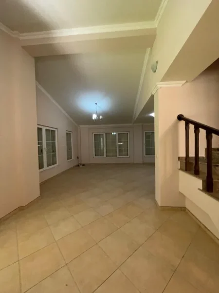 Tirane, shitet Vile 3 Katshe Kati 0, 669 m² 850.000 € (Teg)