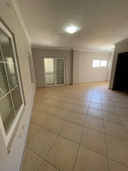 Tirane, shitet Vile 3 Katshe Kati 0, 669 m² 850.000 € (Teg)
