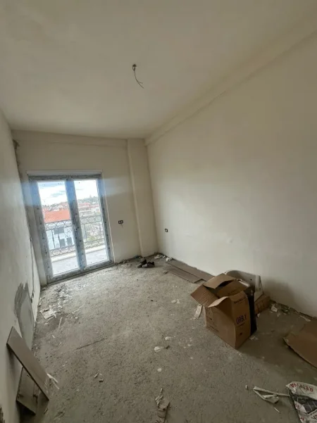 Tirane, shitet apartament 1+1 Kati 2, 76 m² 122.000 € (TIRANA PORTA E RE)