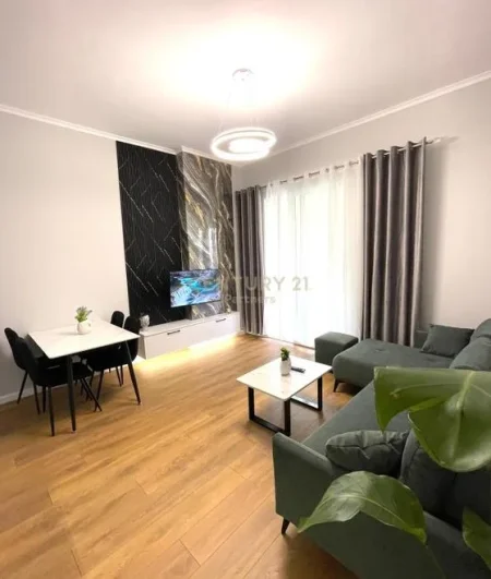 Tirane, shitet apartament 1+1 Kati 2, 70 m² 113.000 € (Fresku)