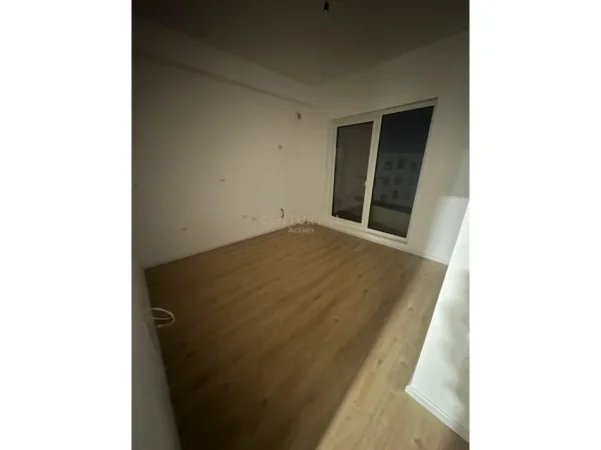Shqiperi, shitet garsonier 1+1 Kati 6, 31 m² 65.000 € 