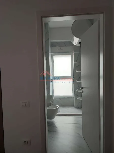 Tirane, jepet me qera apartament 2+1+Ballkon Kati 4, 100 m² 500 € (Kompleksi Kaimi)