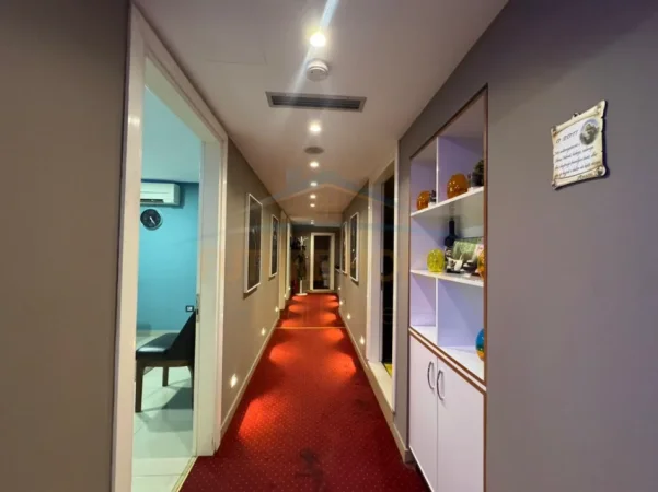 Tirane, shes Biznes Spa, Blloku, Tiranë 70.000 €