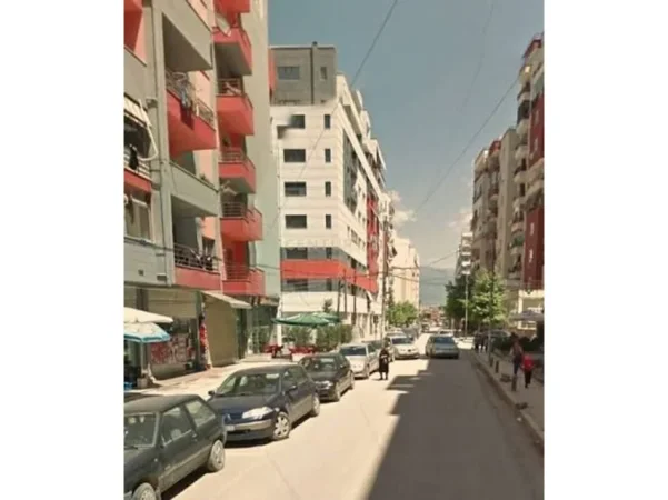 Tirane, shitet apartament 1+1 Kati 6, 75 m² 115.000 € 