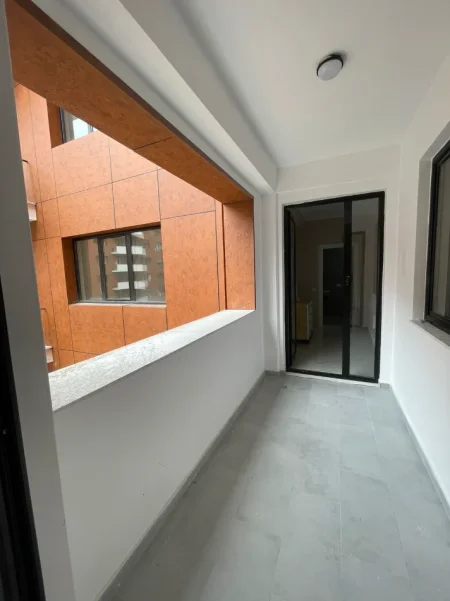 Tirane, jepet me qera apartament 2+1 Kati 4, 110 m² 600 € (Astir)