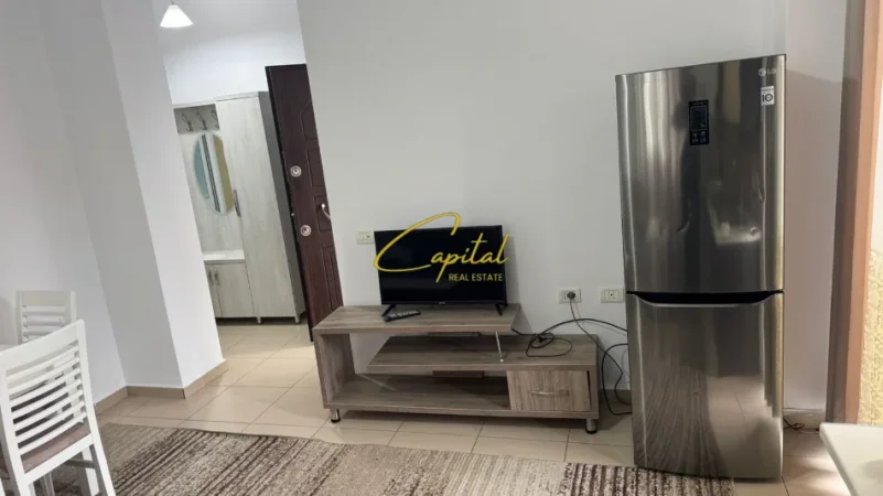 Tirane, jepet me qera apartament 1+1 Kati 2, 75 m² 450 € (5 MAJI)